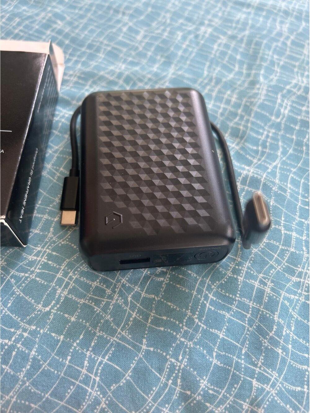 D124 power bank 18400 mah pocket version r tax-018a usb c
